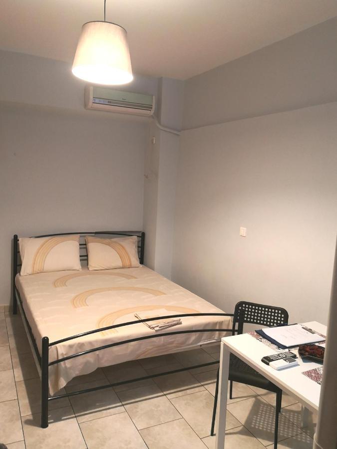 Hotel House In The Center Of Piraeus Next To The Port And The Metro!! Exterior foto